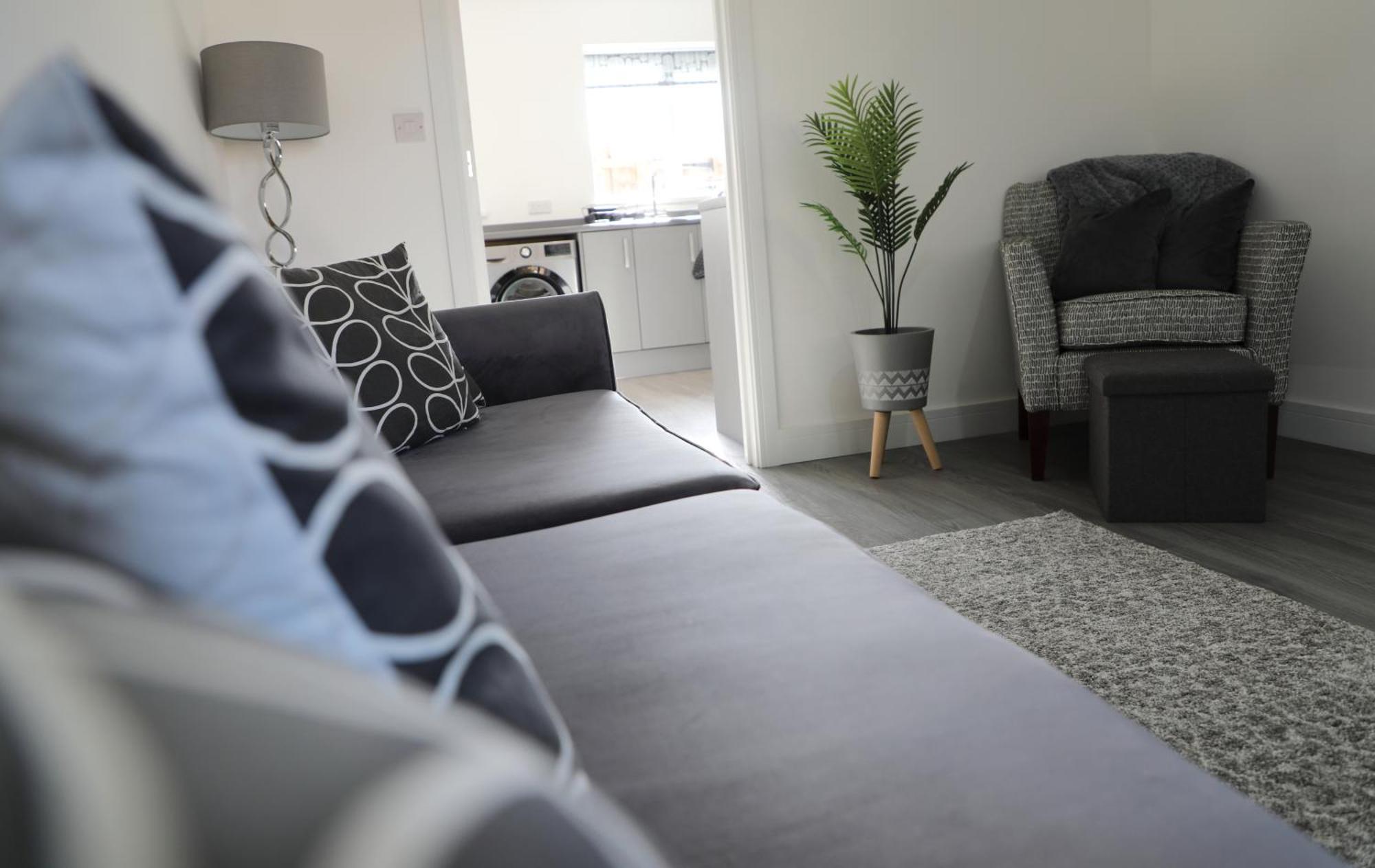 Modern, Two Double Bedroom House With Free Parking Chepstow Bagian luar foto