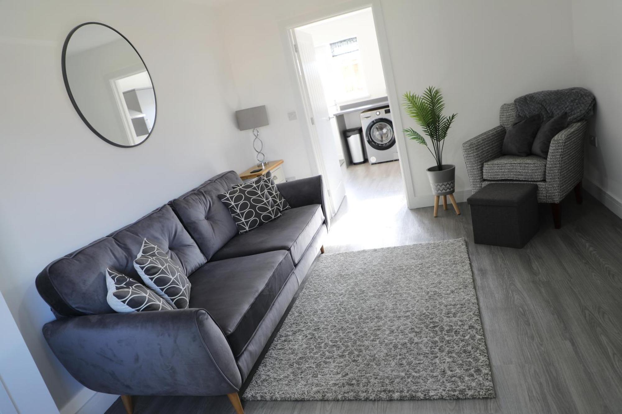 Modern, Two Double Bedroom House With Free Parking Chepstow Bagian luar foto