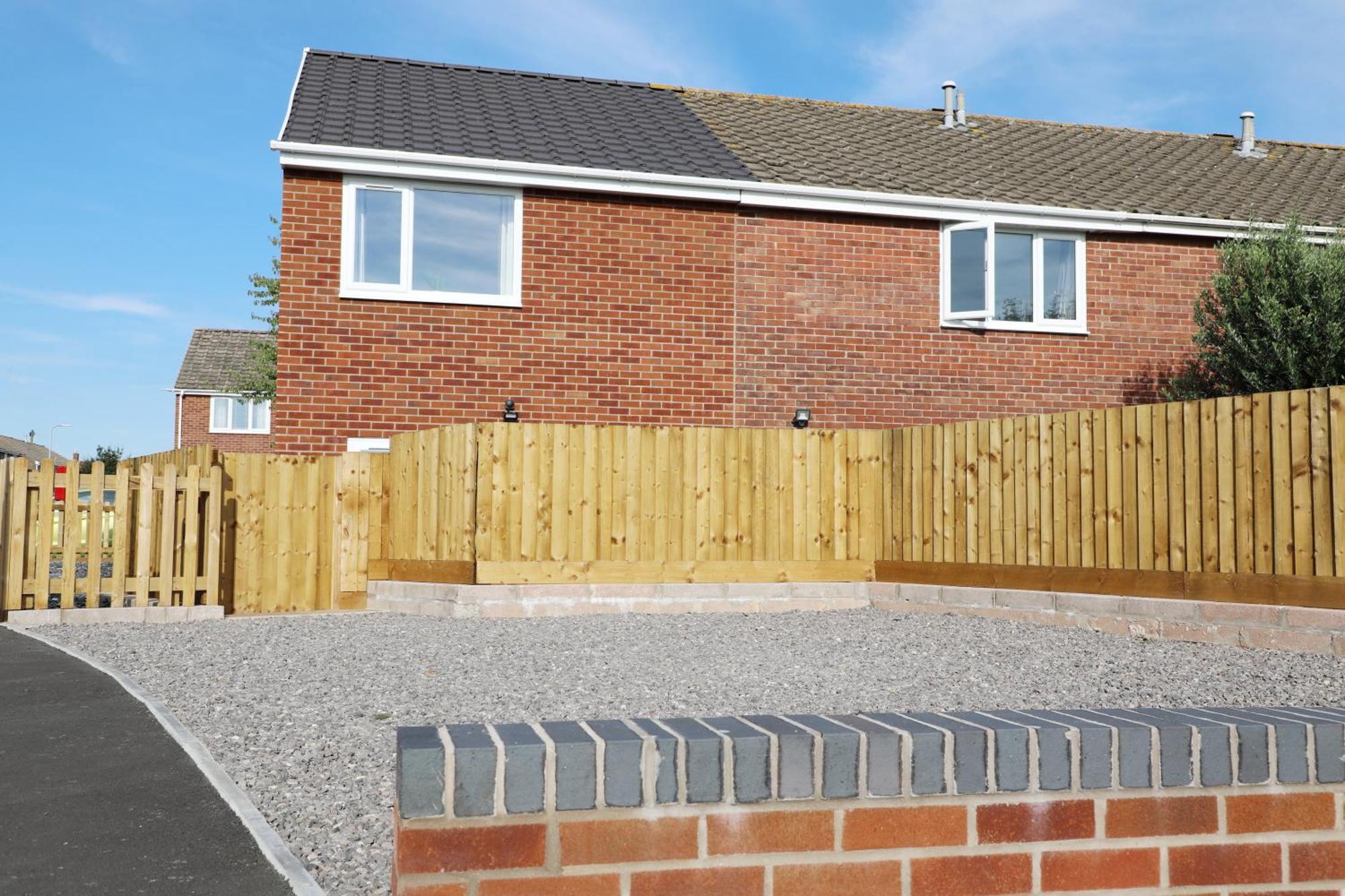 Modern, Two Double Bedroom House With Free Parking Chepstow Bagian luar foto